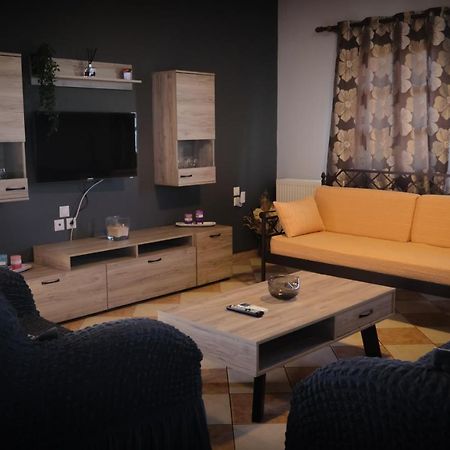 Vretti'S Apartment Fratsia Exteriér fotografie