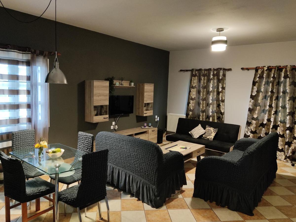 Vretti'S Apartment Fratsia Exteriér fotografie